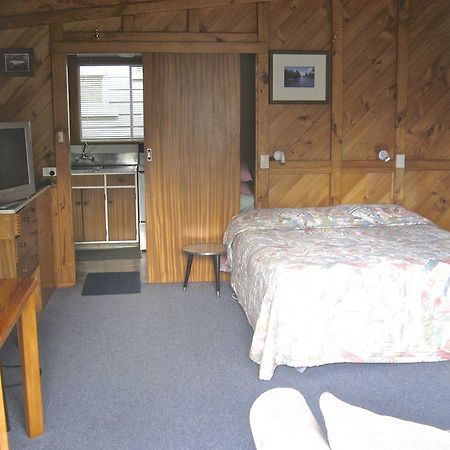 Tongariro River Motel Turangi Kültér fotó