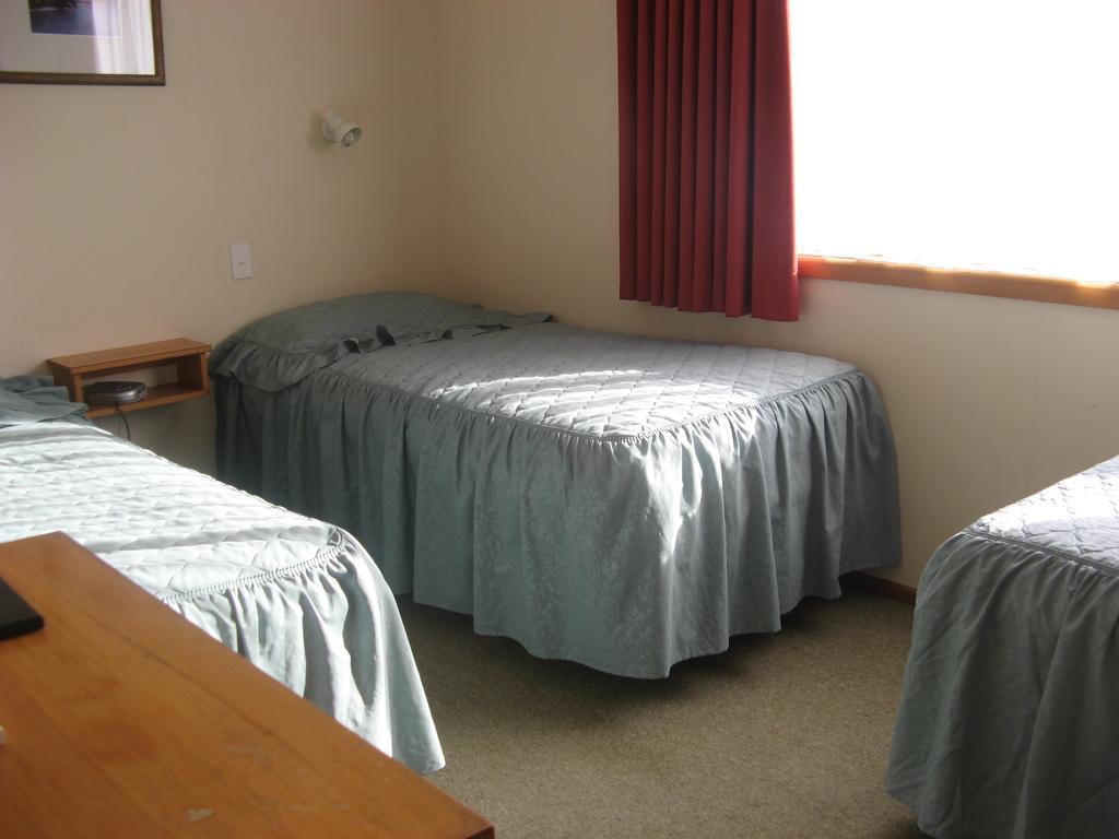 Tongariro River Motel Turangi Szoba fotó