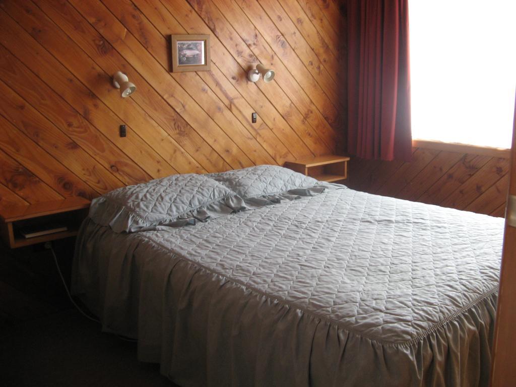 Tongariro River Motel Turangi Szoba fotó