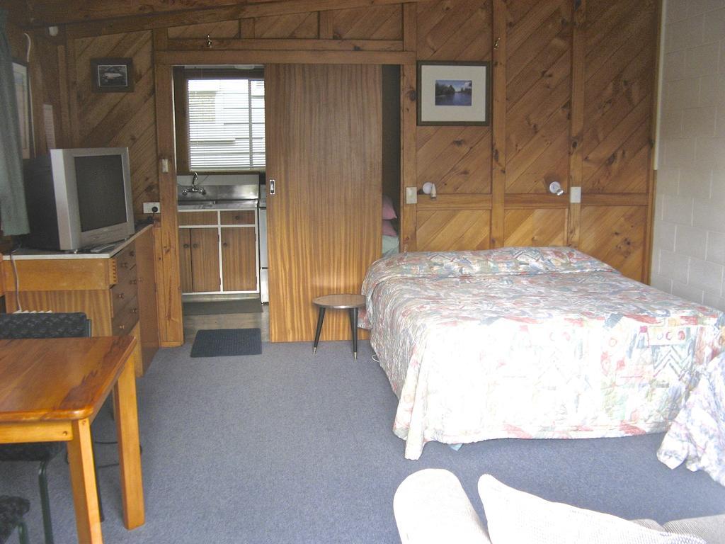 Tongariro River Motel Turangi Kültér fotó